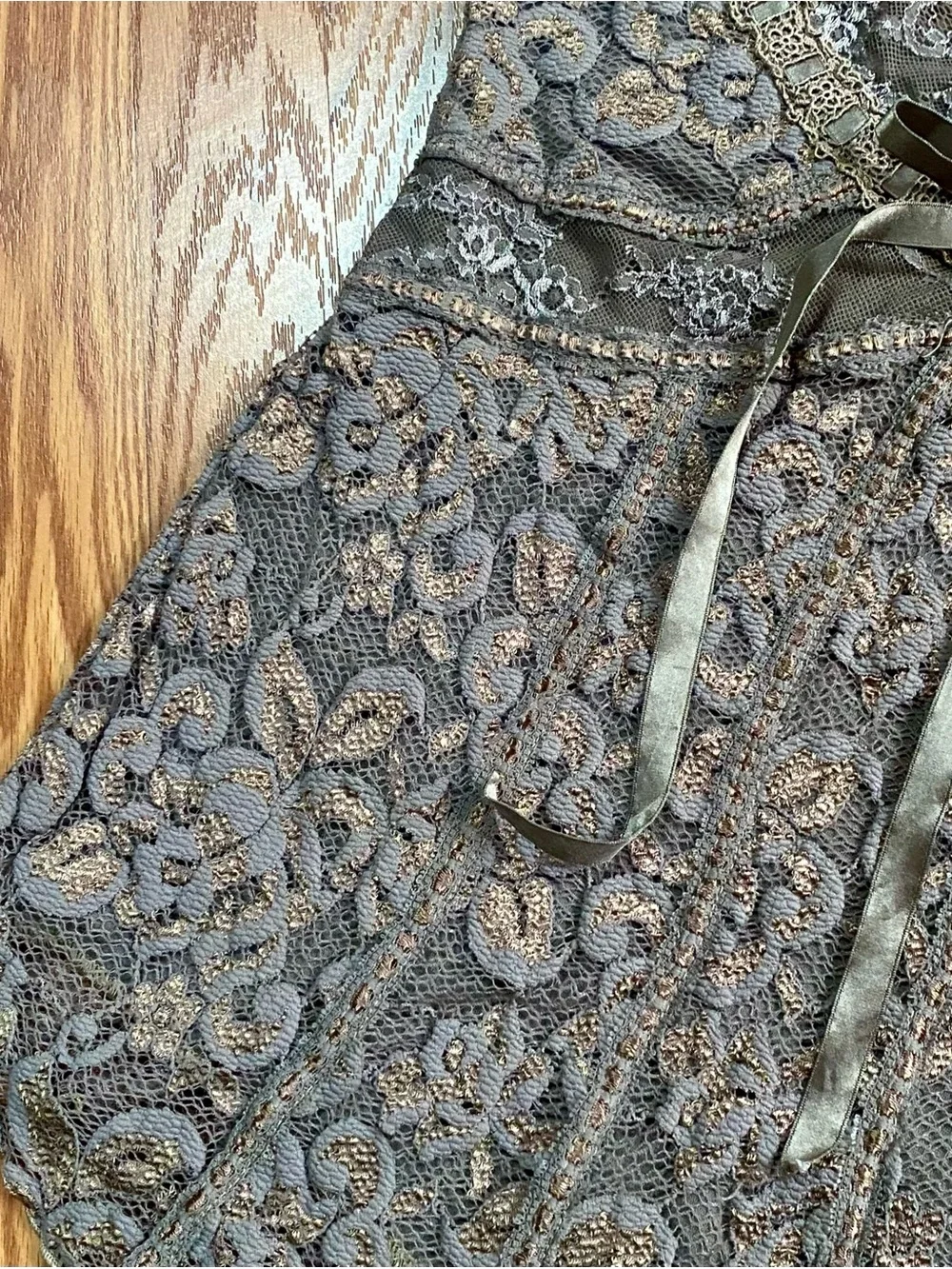 Deadstock 90s/Y2k Ann Ferriday Lace Ribbon Detail Cami Tank Top - Olive Green - Picture 9 of 10